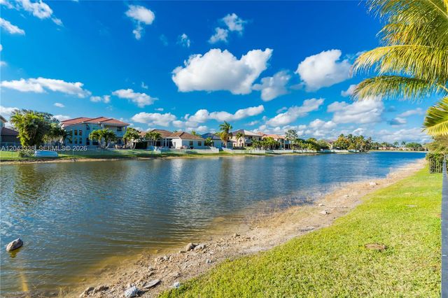 3240 SW 190th Ave, Miramar, FL 33029
