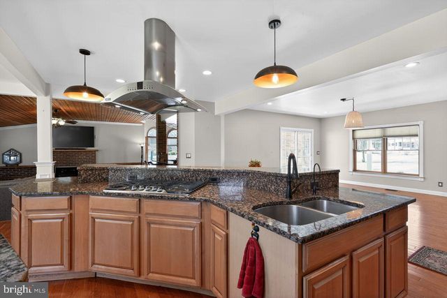 21 MILL RD, Shamong, NJ 08088