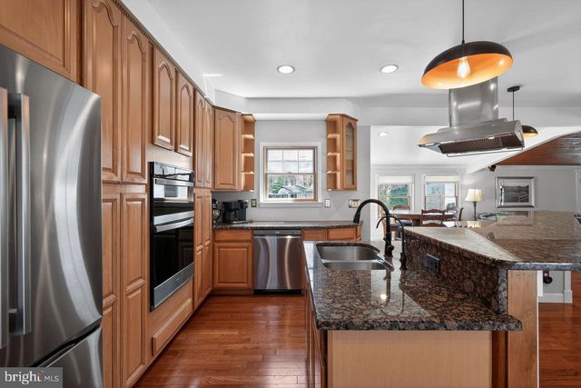 21 MILL RD, Shamong, NJ 08088