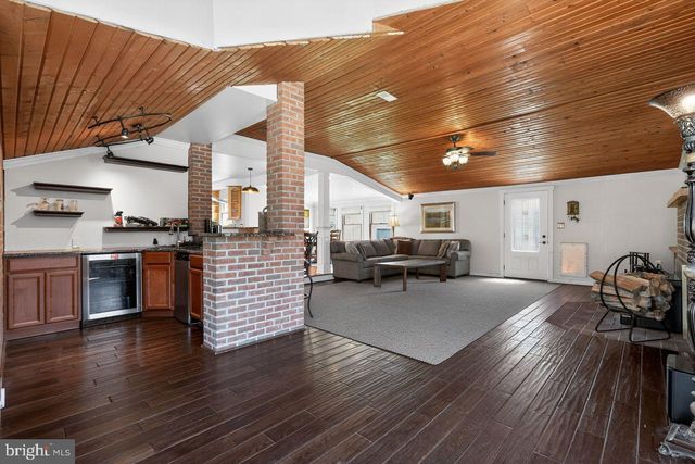 21 MILL RD, Shamong, NJ 08088