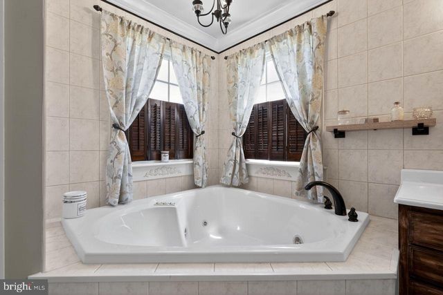 21 MILL RD, Shamong, NJ 08088