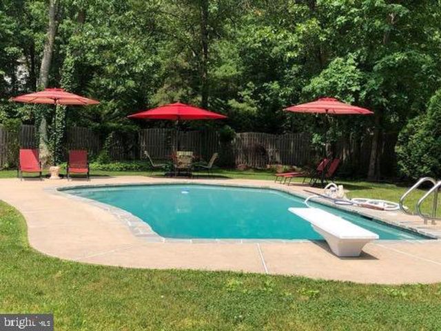 21 MILL RD, Shamong, NJ 08088