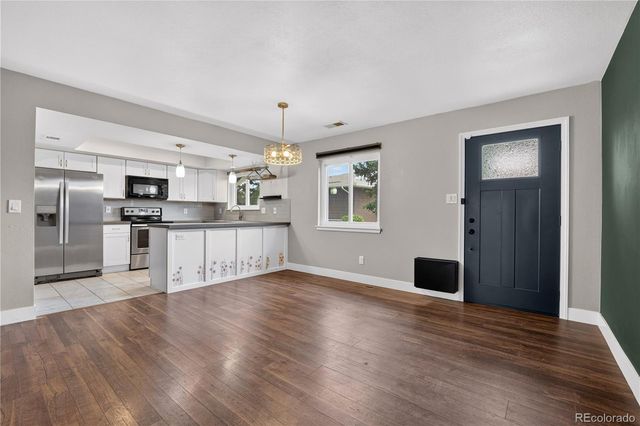 9070 E Lehigh Avenue, Denver, CO 80237