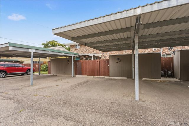 9070 E Lehigh Avenue, Denver, CO 80237