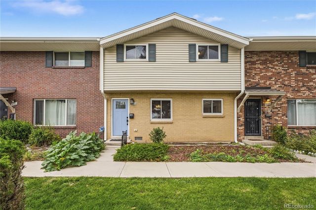 9070 E Lehigh Avenue, Denver, CO 80237