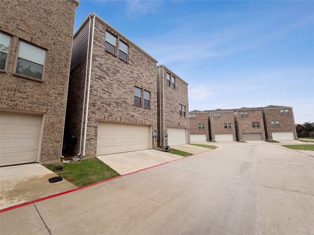 217 Cassandra Court, Euless, TX 76040