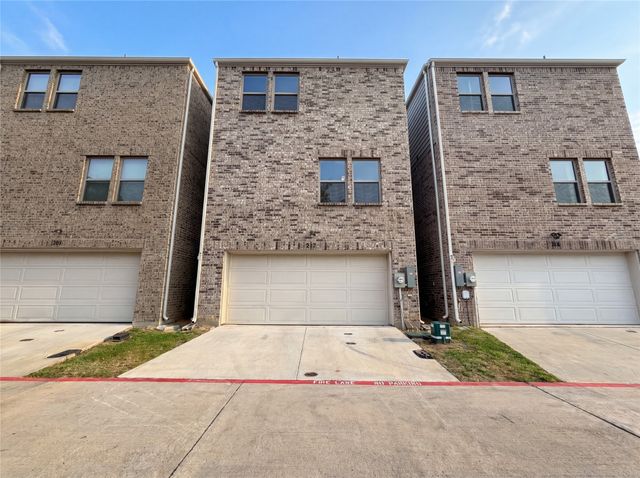 217 Cassandra Court, Euless, TX 76040