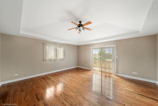 18800 Dickens Drive, Mokena, IL 60448