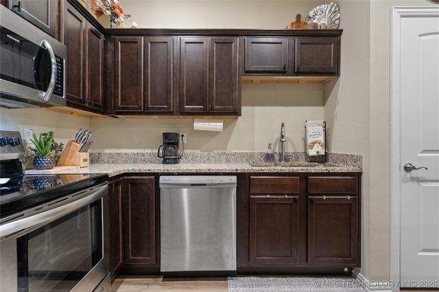 1006 Indian Plains Road, Ardmore, OK 73401