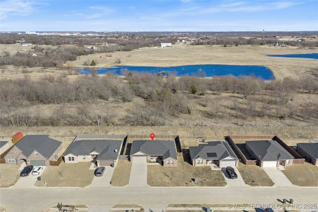 1006 Indian Plains Road, Ardmore, OK 73401