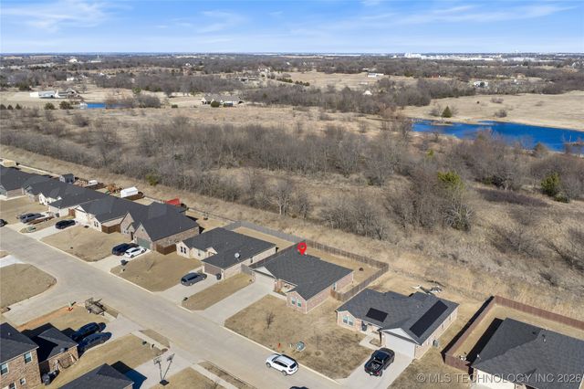 1006 Indian Plains Road, Ardmore, OK 73401