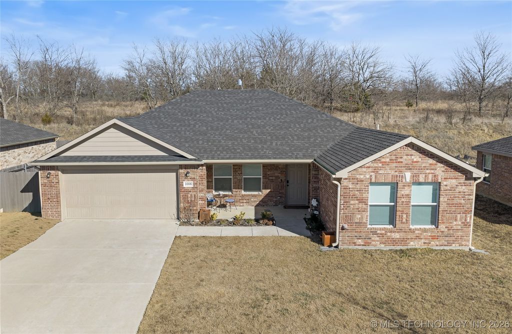 1006 Indian Plains Road, Ardmore, OK 73401