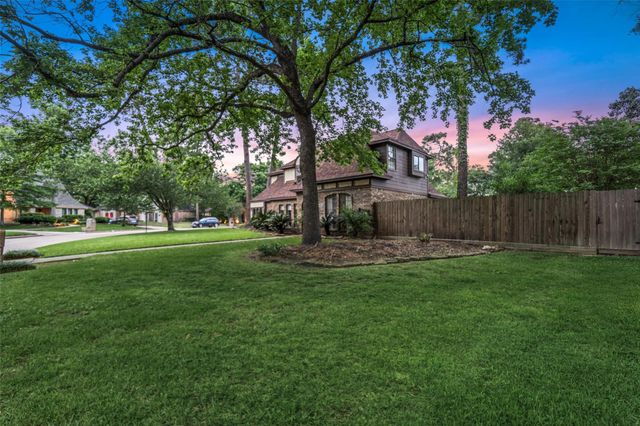 19830 Atascocita Pines Drive, Humble, TX 77346