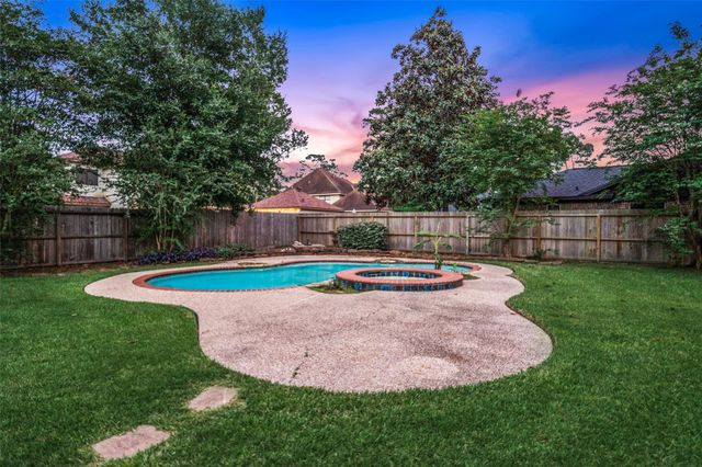 19830 Atascocita Pines Drive, Humble, TX 77346