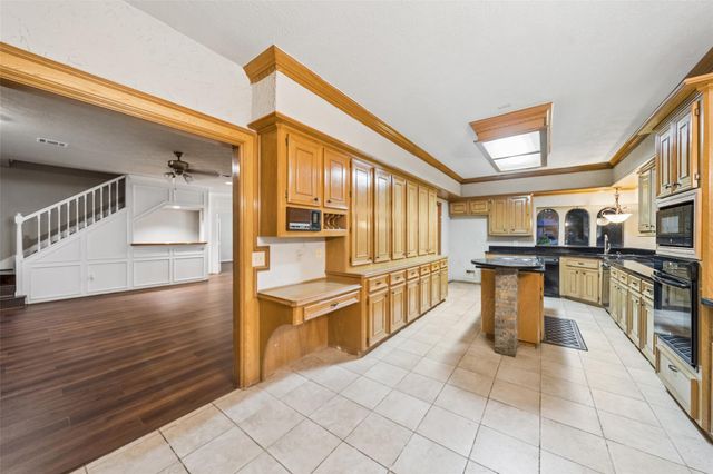 19830 Atascocita Pines Drive, Humble, TX 77346