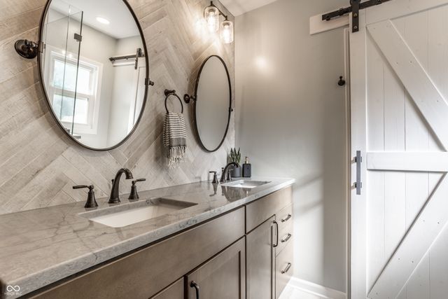 5705 Crestview Avenue, Indianapolis, IN 46220