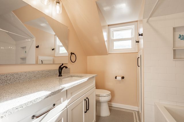 5705 Crestview Avenue, Indianapolis, IN 46220