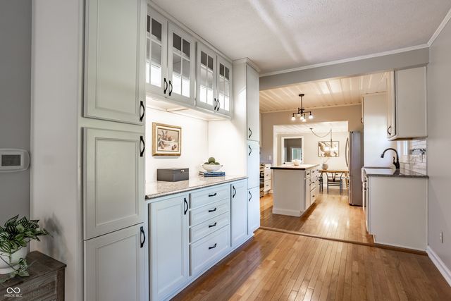 5705 Crestview Avenue, Indianapolis, IN 46220