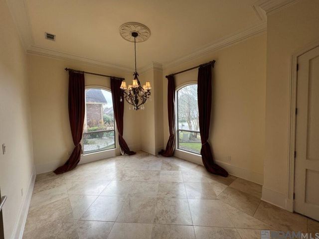 17703 Shady Creek Ave, Baton Rouge, LA 70816