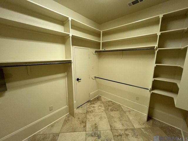 17703 Shady Creek Ave, Baton Rouge, LA 70816