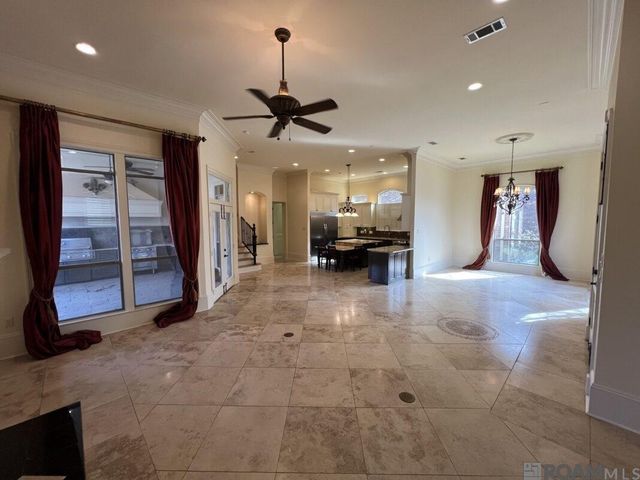 17703 Shady Creek Ave, Baton Rouge, LA 70816