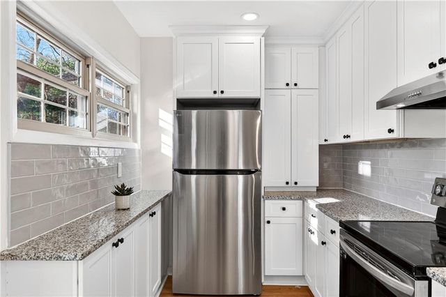 2918 Highland SE Drive, Smyrna, GA 30080