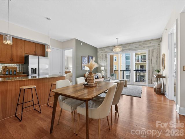 4620 Piedmont Row Drive 408, Charlotte, NC 28210