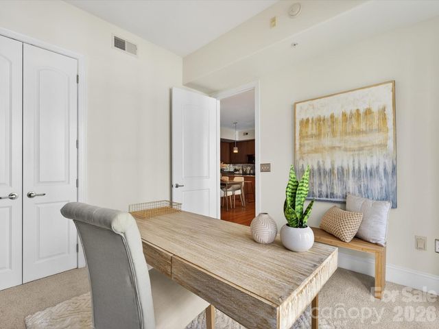 4620 Piedmont Row Drive 408, Charlotte, NC 28210