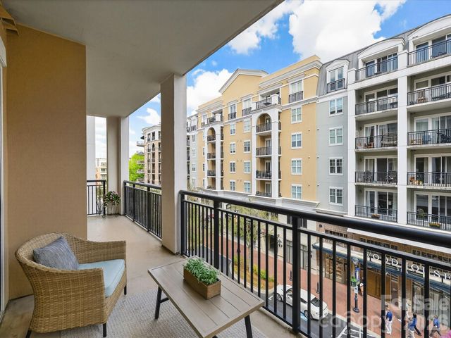 4620 Piedmont Row Drive 408, Charlotte, NC 28210