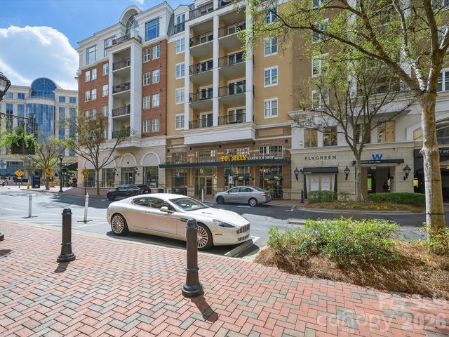 4620 Piedmont Row Drive 408, Charlotte, NC 28210