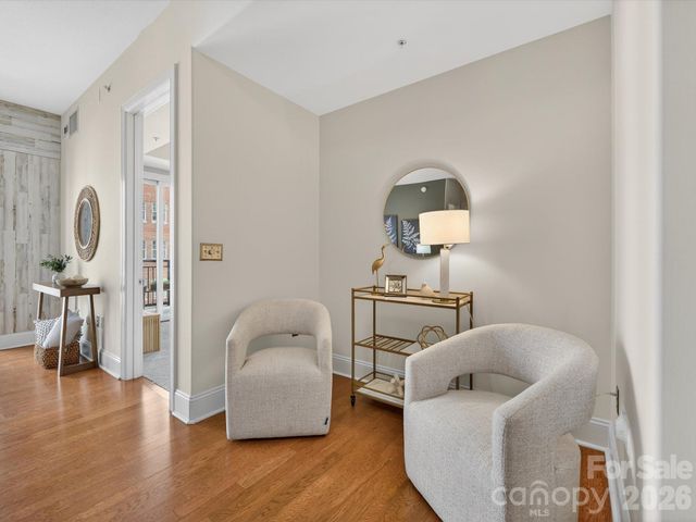 4620 Piedmont Row Drive 408, Charlotte, NC 28210