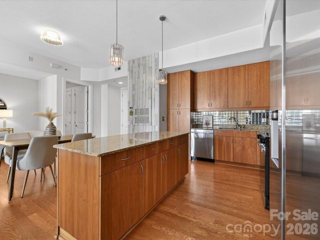 4620 Piedmont Row Drive 408, Charlotte, NC 28210