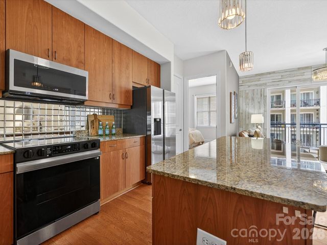 4620 Piedmont Row Drive 408, Charlotte, NC 28210