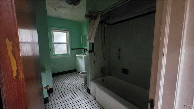 112 Eldorado Street, Syracuse, NY 13206