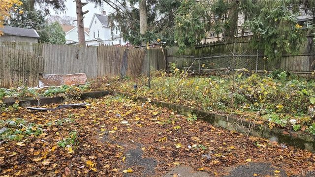 112 Eldorado Street, Syracuse, NY 13206