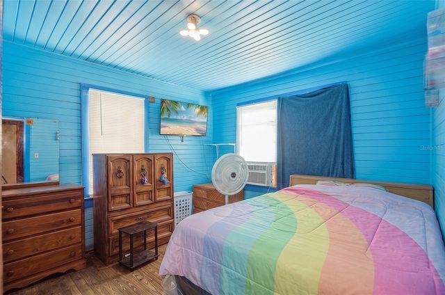 644 S 6TH STREET, Lake Wales, FL 33853