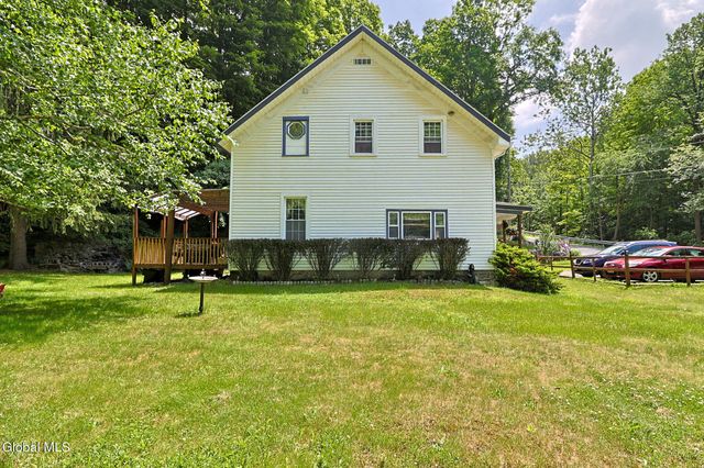 1440 Blue Factory Hill Road, Brunswick, NY 12052