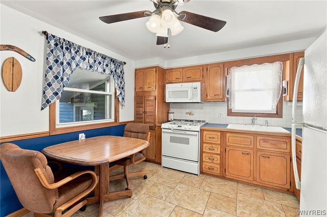 242 Seneca Place, Lancaster, NY 14086