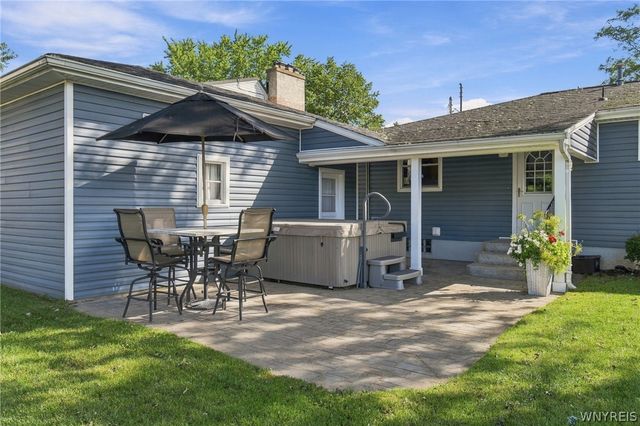 242 Seneca Place, Lancaster, NY 14086