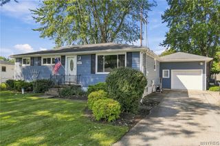 242 Seneca Place, Lancaster, NY 14086