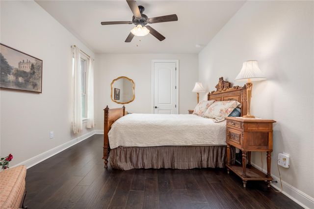 5129 Diamante DR, Spicewood, TX 78669