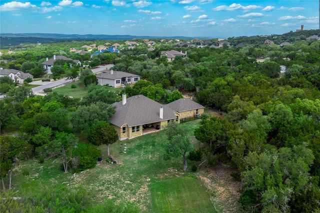 5129 Diamante DR, Spicewood, TX 78669