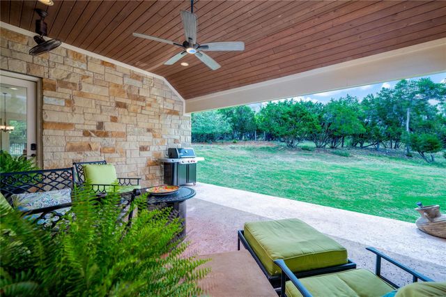 5129 Diamante DR, Spicewood, TX 78669