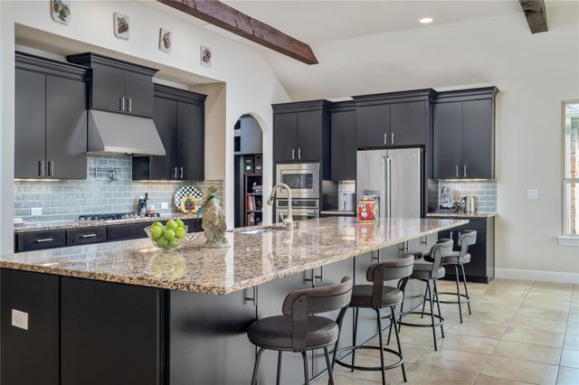 5129 Diamante DR, Spicewood, TX 78669