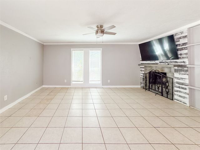 425 Solitude Drive, Garland, TX 75043