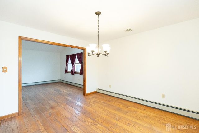 57 Columbus Avenue, Edison, NJ 08817