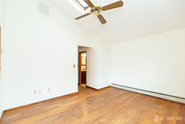 57 Columbus Avenue, Edison, NJ 08817