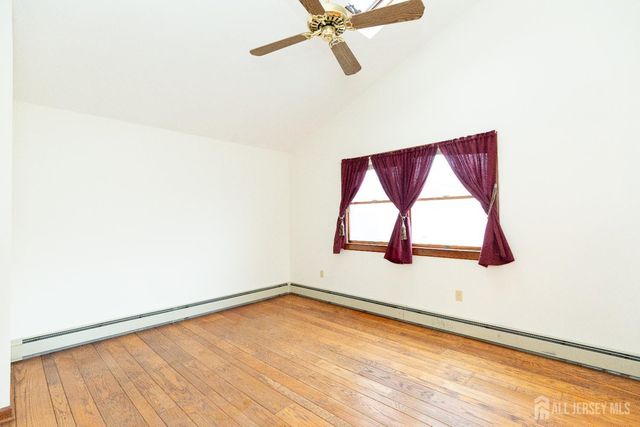 57 Columbus Avenue, Edison, NJ 08817