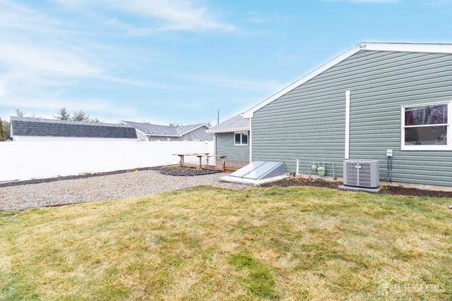 57 Columbus Avenue, Edison, NJ 08817