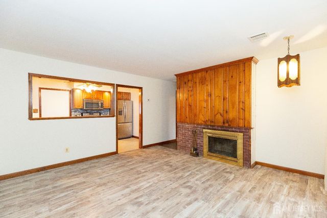 57 Columbus Avenue, Edison, NJ 08817